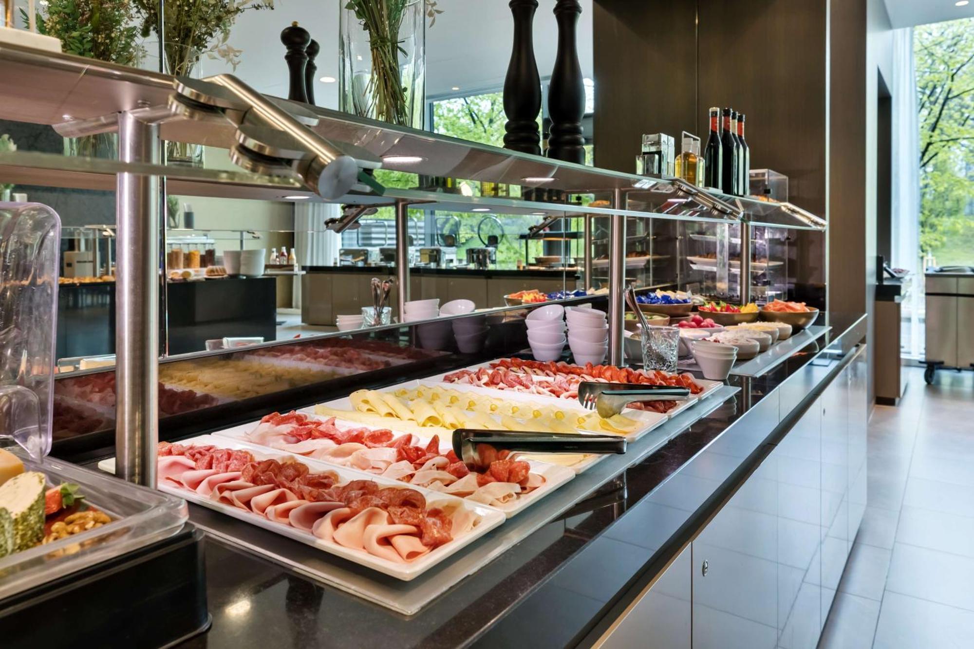 Doubletree By Hilton Schonbrunn 4* Wenen